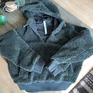 Cozy Lululemon 1/4 zip sherpa hoodie, Forest green, sz10.